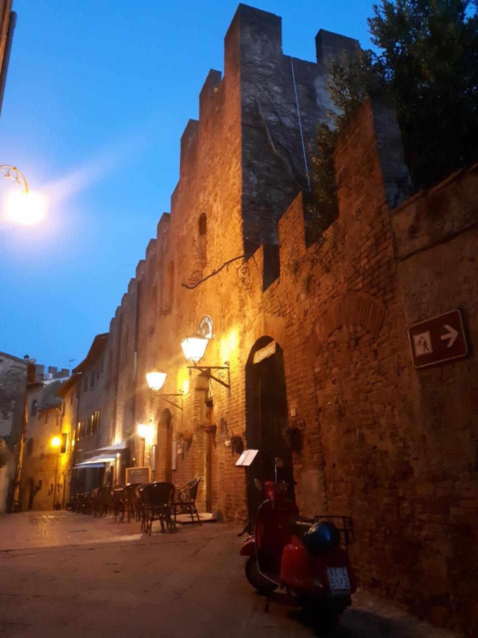 Hotel Il Castello Certaldo Exterior foto